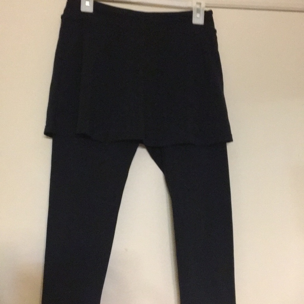 Scort With Leggings